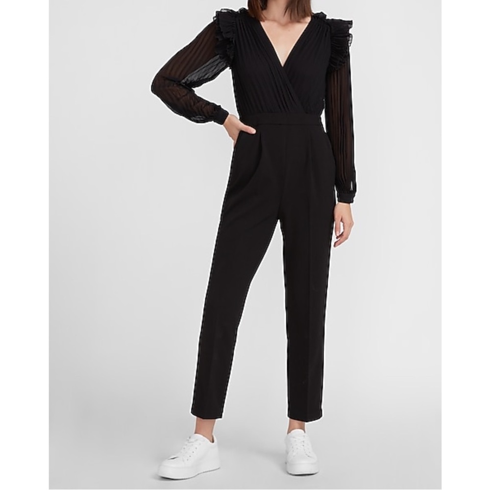EXPRESS Pleated Ruffle Shoulder Jumpsuit in Navy